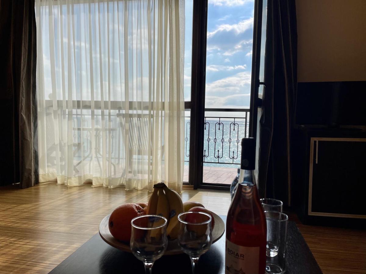 At The American'S Hotel Pomorie Exterior foto