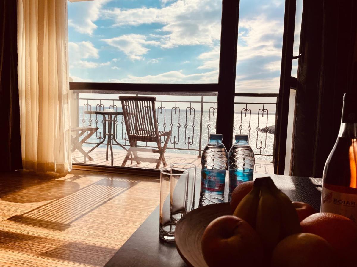 At The American'S Hotel Pomorie Exterior foto